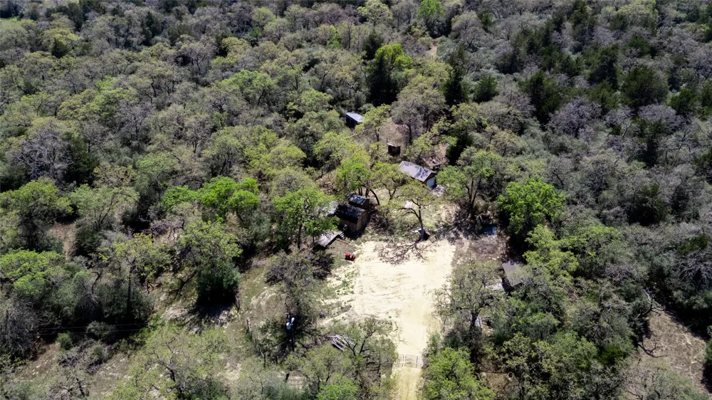 3950 Private Road 2015 Caldwell, TX 77836