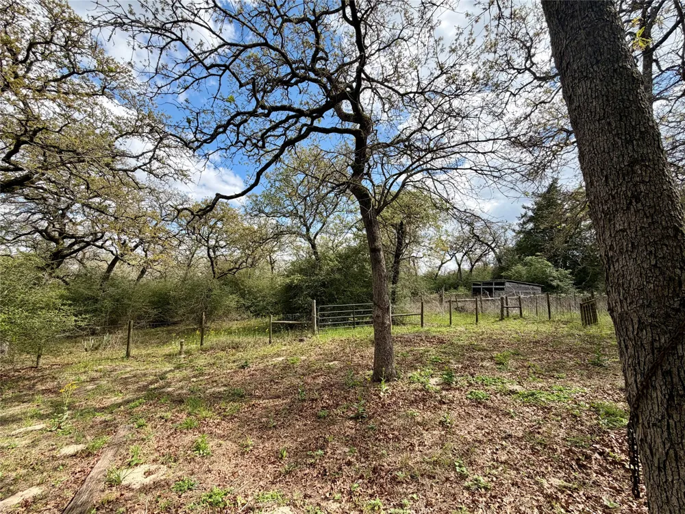 3950 Private Road 2015 Caldwell, TX 77836