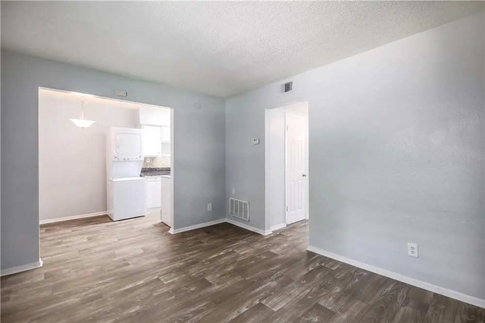 2401 Manor Road #102 Austin, TX 78722
