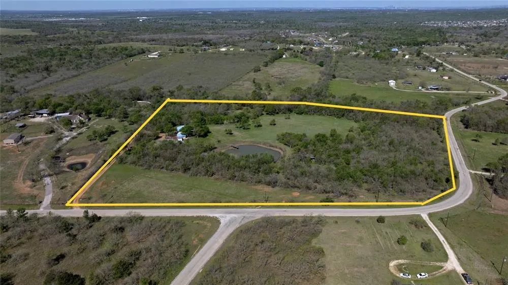 235 Mesquite Drive Cedar Creek, TX 78612