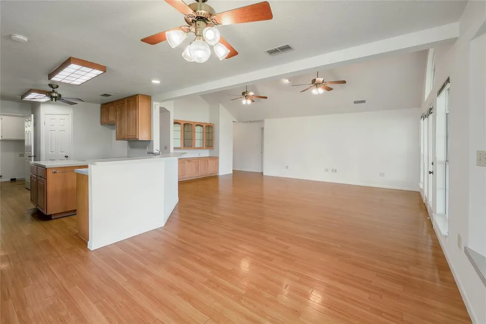 235 Mesquite Drive Cedar Creek, TX 78612