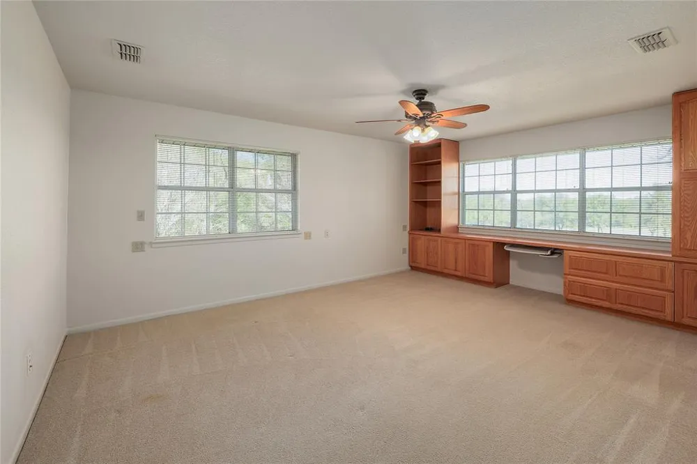 235 Mesquite Drive Cedar Creek, TX 78612