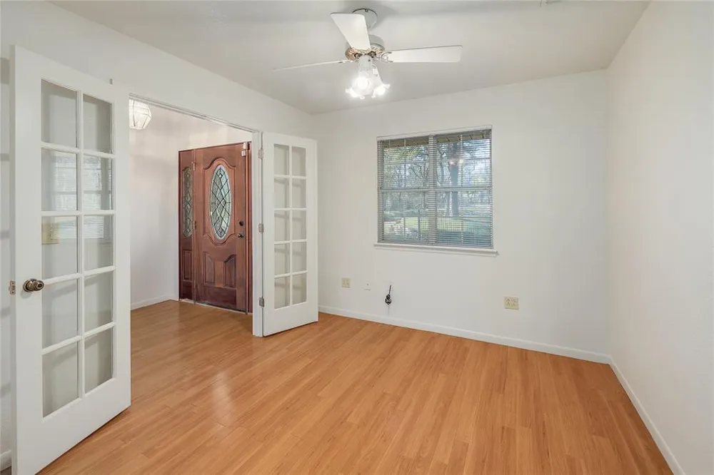 235 Mesquite Drive Cedar Creek, TX 78612