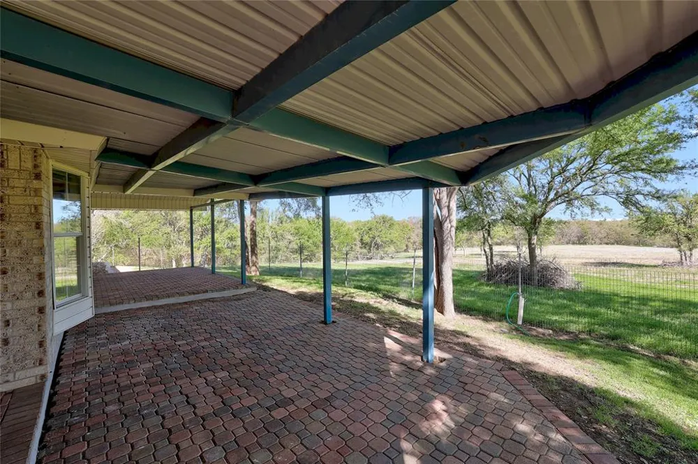 235 Mesquite Drive Cedar Creek, TX 78612