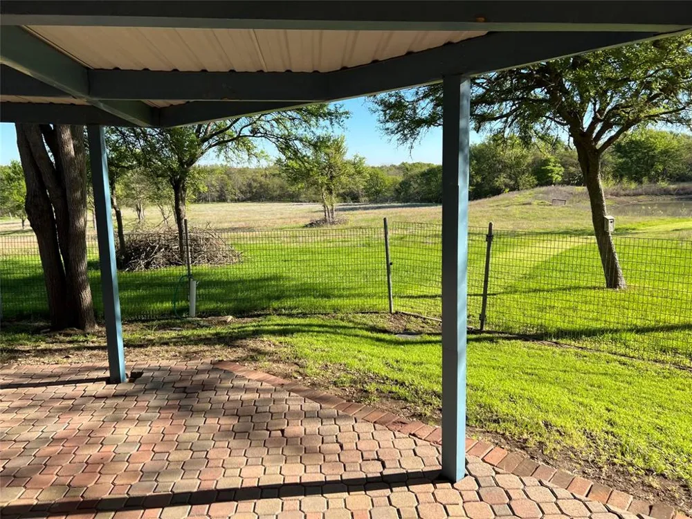 235 Mesquite Drive Cedar Creek, TX 78612