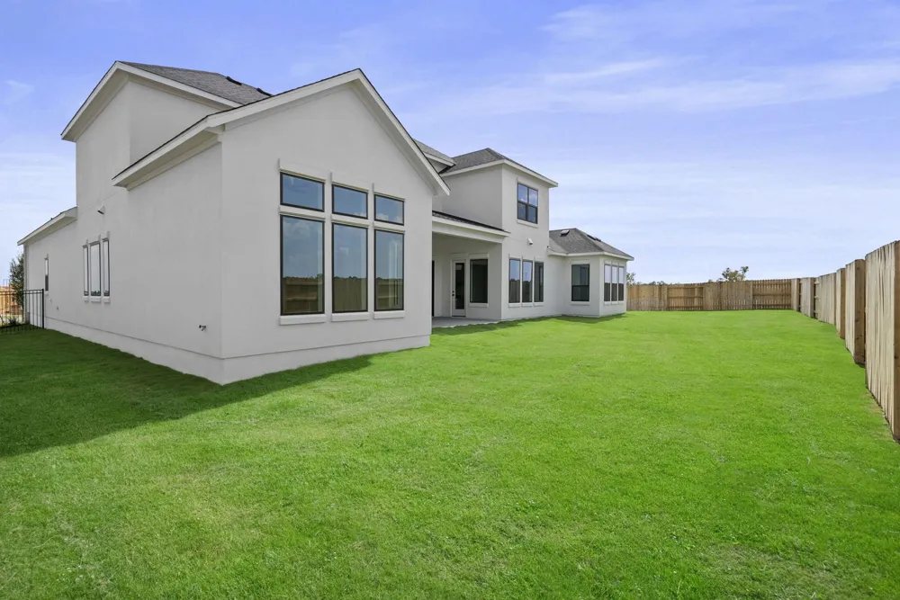 152 Dawn Drive Kyle, TX 78640