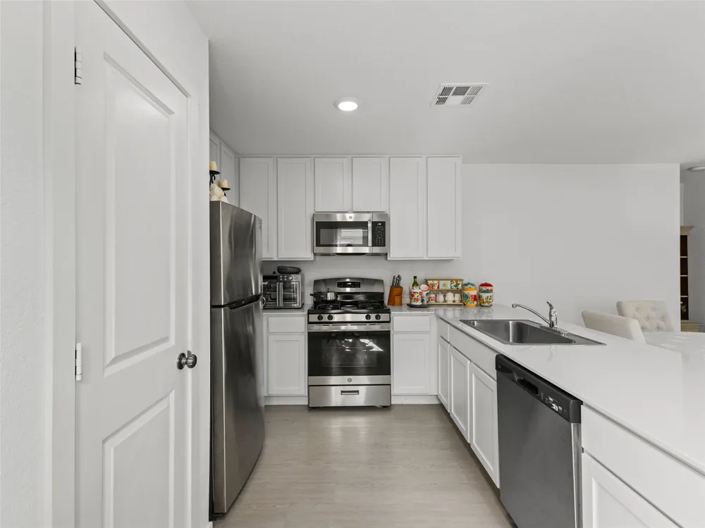 11543 Field Briar Converse, TX 78109