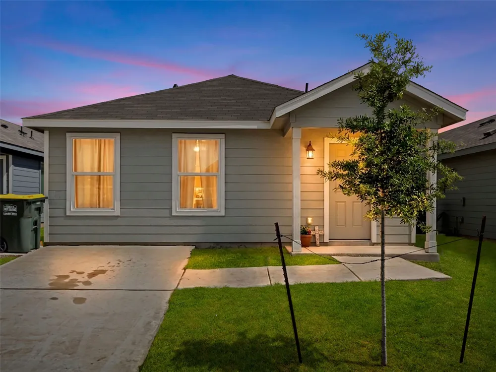 11543 Field Briar Converse, TX 78109