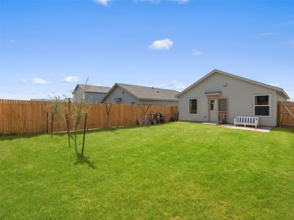 11543 Field Briar Converse, TX 78109