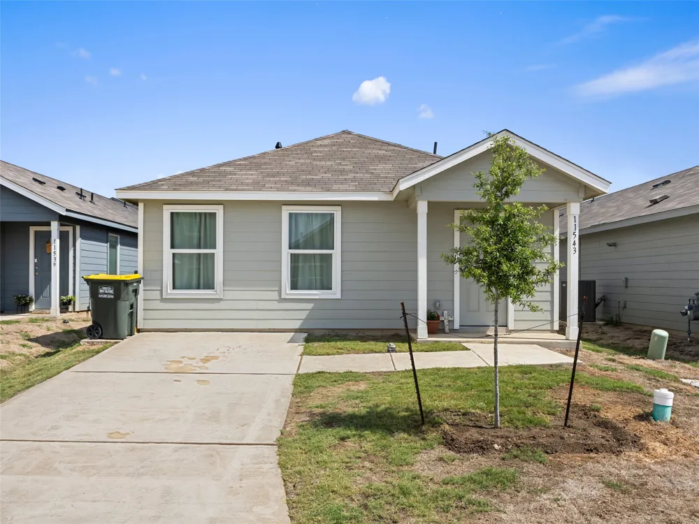 11543 Field Briar Converse, TX 78109