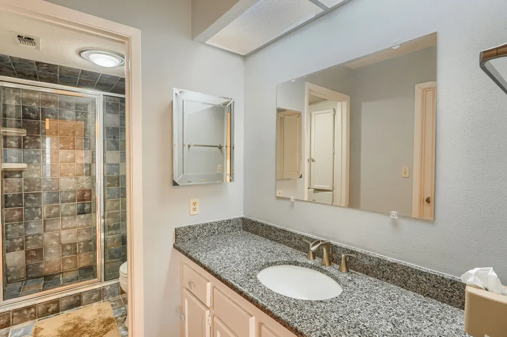 51 Casa Verde Street Lakeway, TX 78734