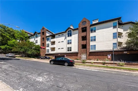 3001 Cedar Street #209