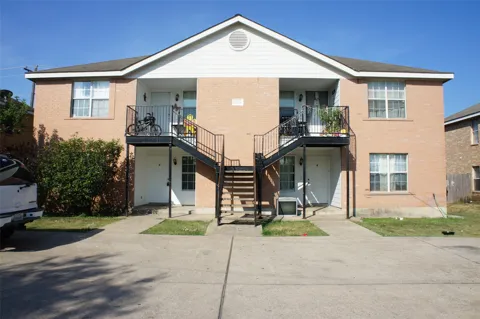 2204 Katy Lane #B