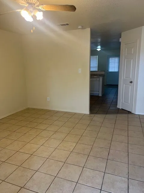 2204 Katy Lane #B Georgetown, TX 78626