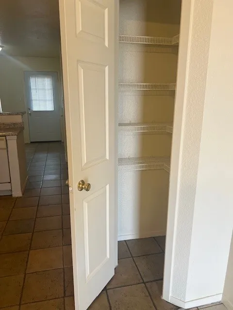2204 Katy Lane #B Georgetown, TX 78626
