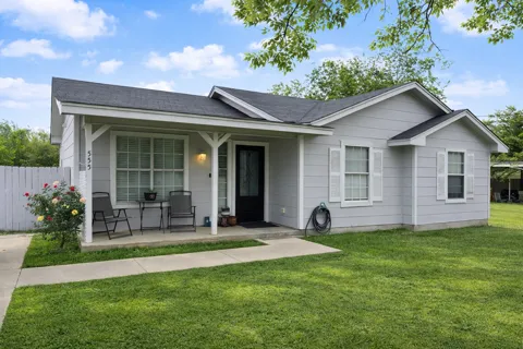 555 Live Oak Drive