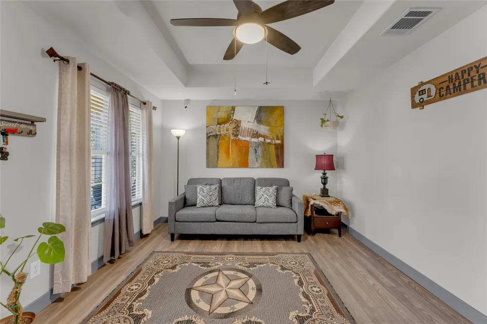 555 Live Oak Drive Bertram, TX 78605