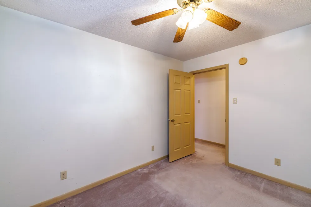 806 Saint Michael Street Gonzales, TX 78629