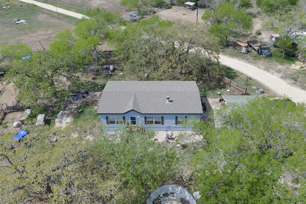 8519 State Park Road Lockhart, TX 78644