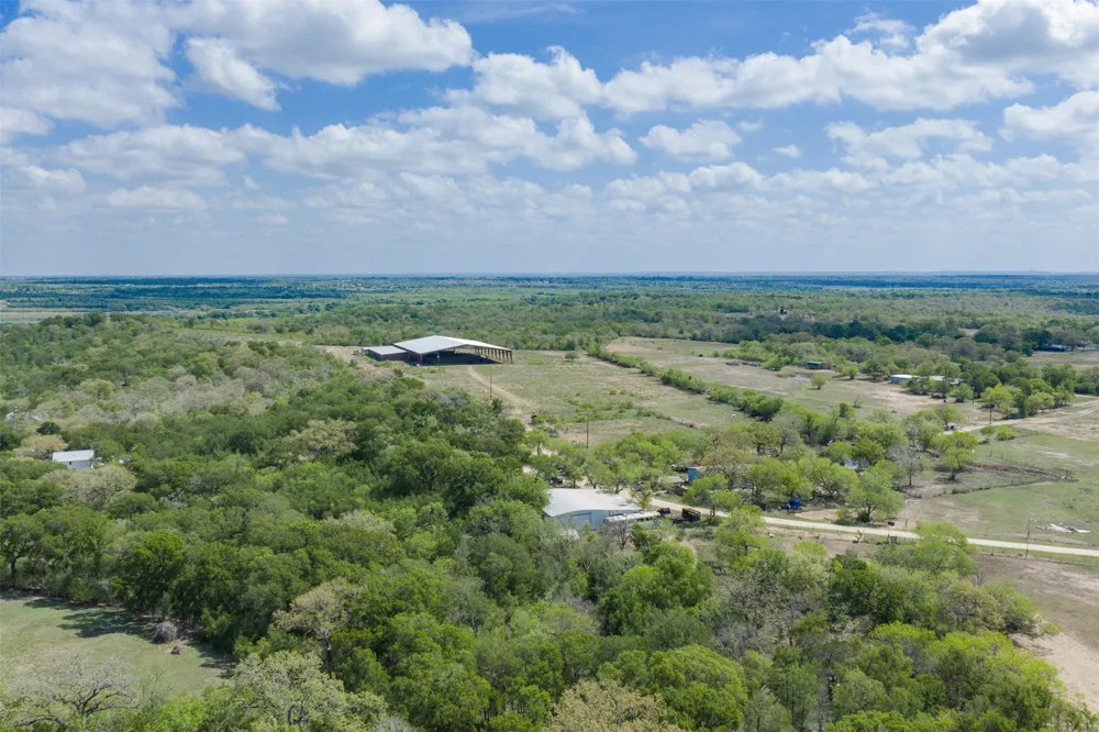 8519 State Park Road Lockhart, TX 78644