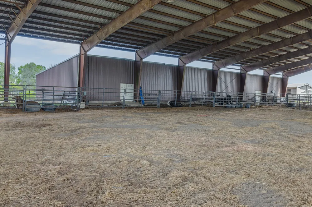8519 State Park Road Lockhart, TX 78644