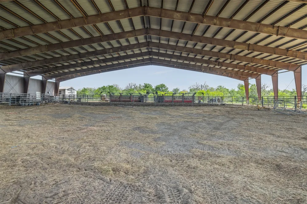 8519 State Park Road Lockhart, TX 78644