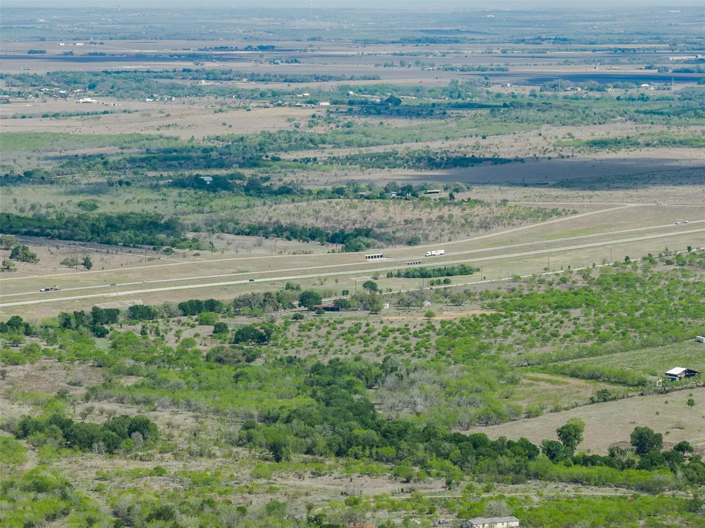 8519 State Park Road Lockhart, TX 78644