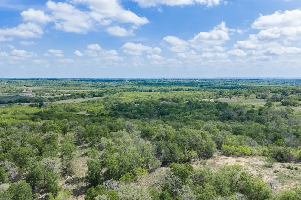 8519 State Park Road Lockhart, TX 78644