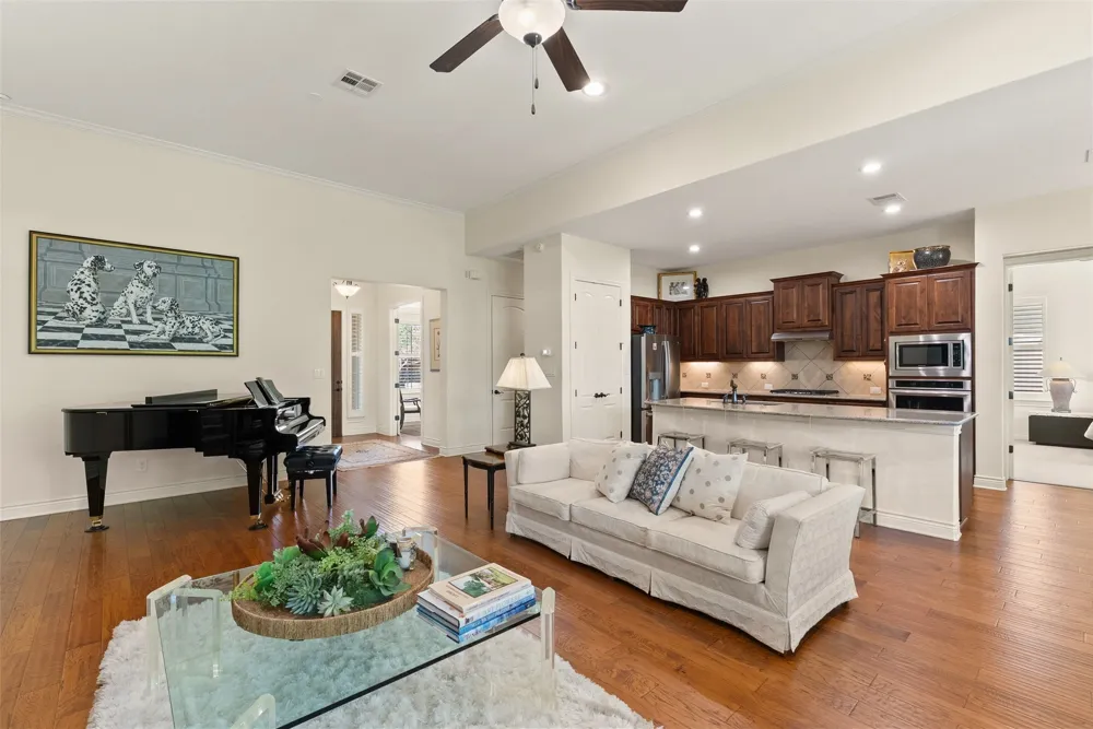 205 Amiata Avenue #96 Lakeway, TX 78734
