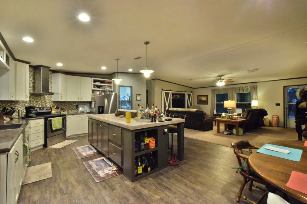 10650 FM 1156 Jacksboro, TX 76458