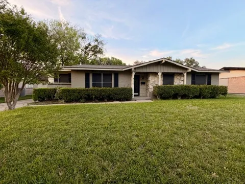710 Silverstone Drive