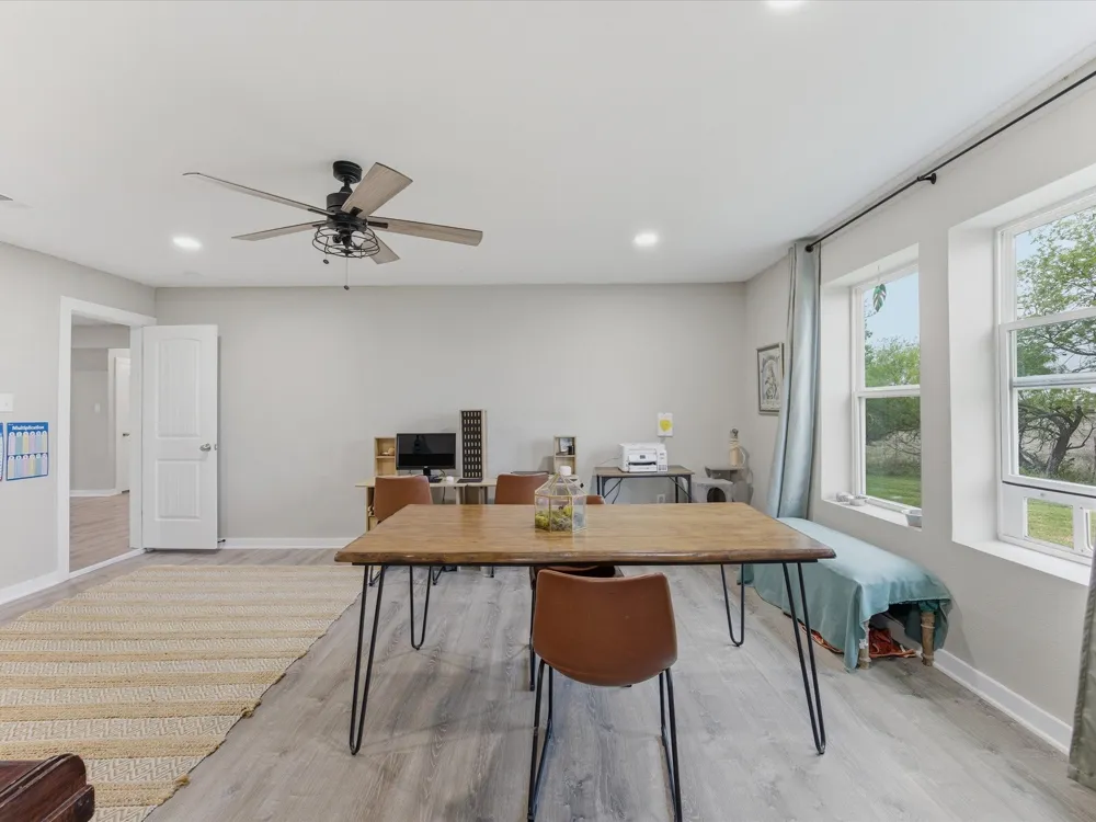 15720 W Highway 22 Blooming Grove, TX 76626