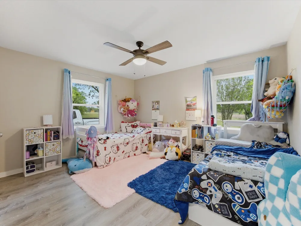 15720 W Highway 22 Blooming Grove, TX 76626