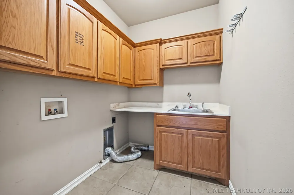 23727 S 413th EastAvenue Porter, OK 74454