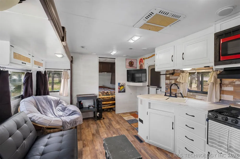 448933 Hwy 100 Vian, OK 74962