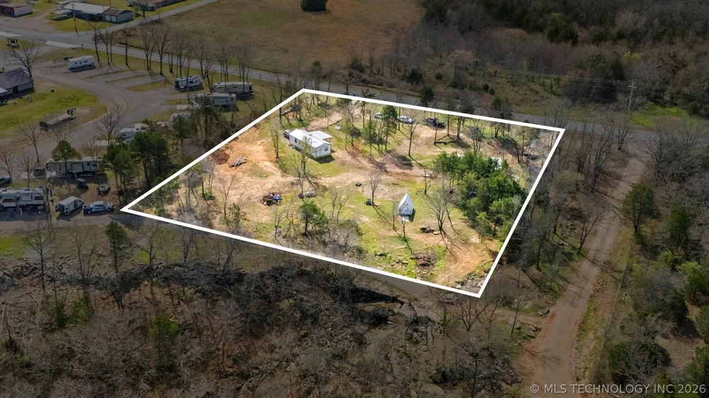 448933 Hwy 100 Vian, OK 74962