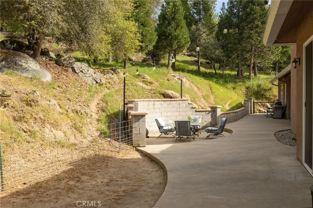 36919 Deer Path Circle Coarsegold, CA 93614