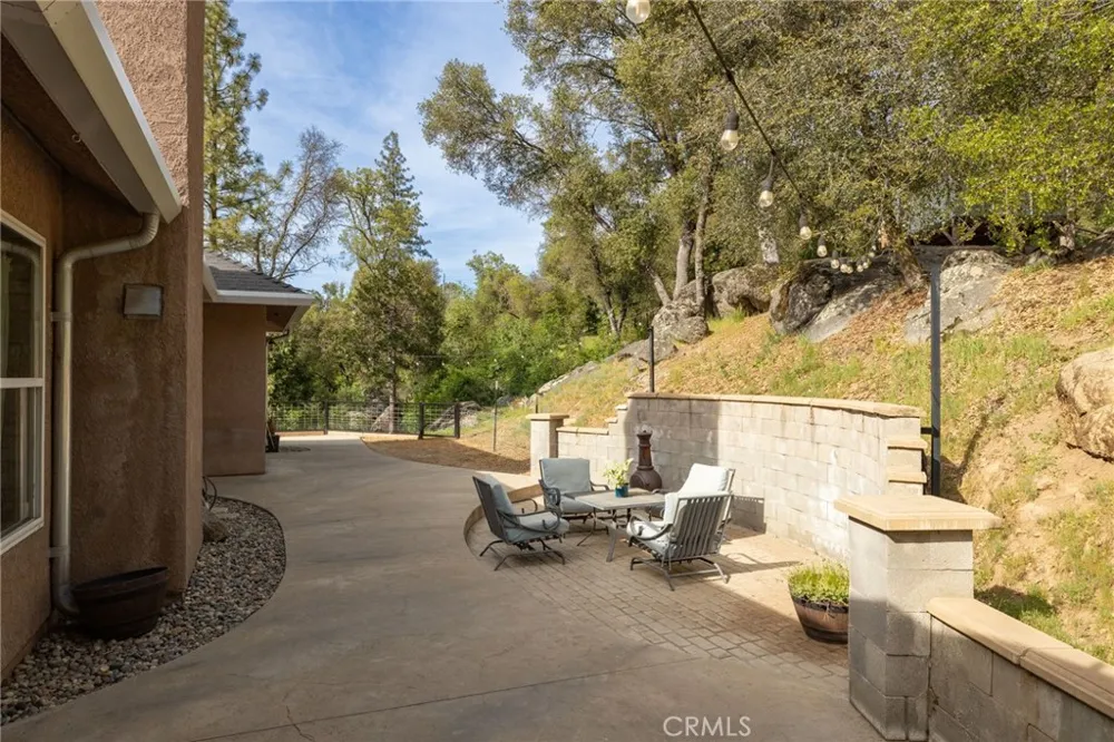 36919 Deer Path Circle Coarsegold, CA 93614