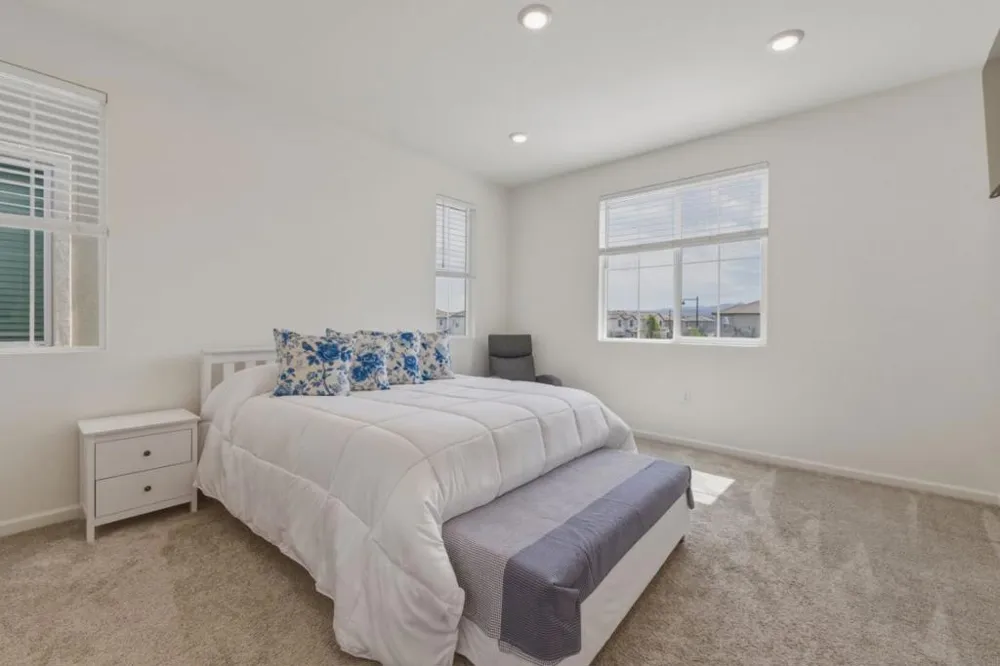 1180 Julia Circle Hollister, CA 95023