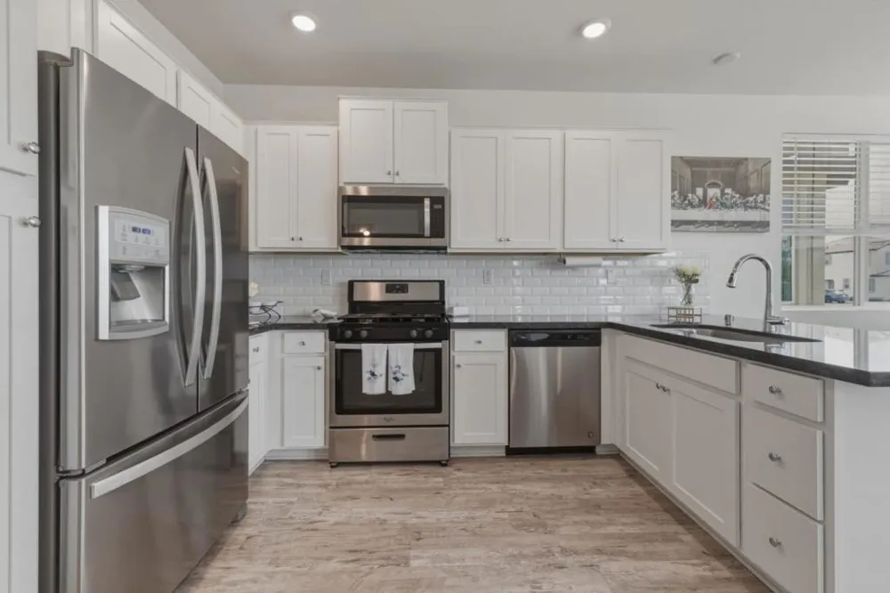 1180 Julia Circle Hollister, CA 95023