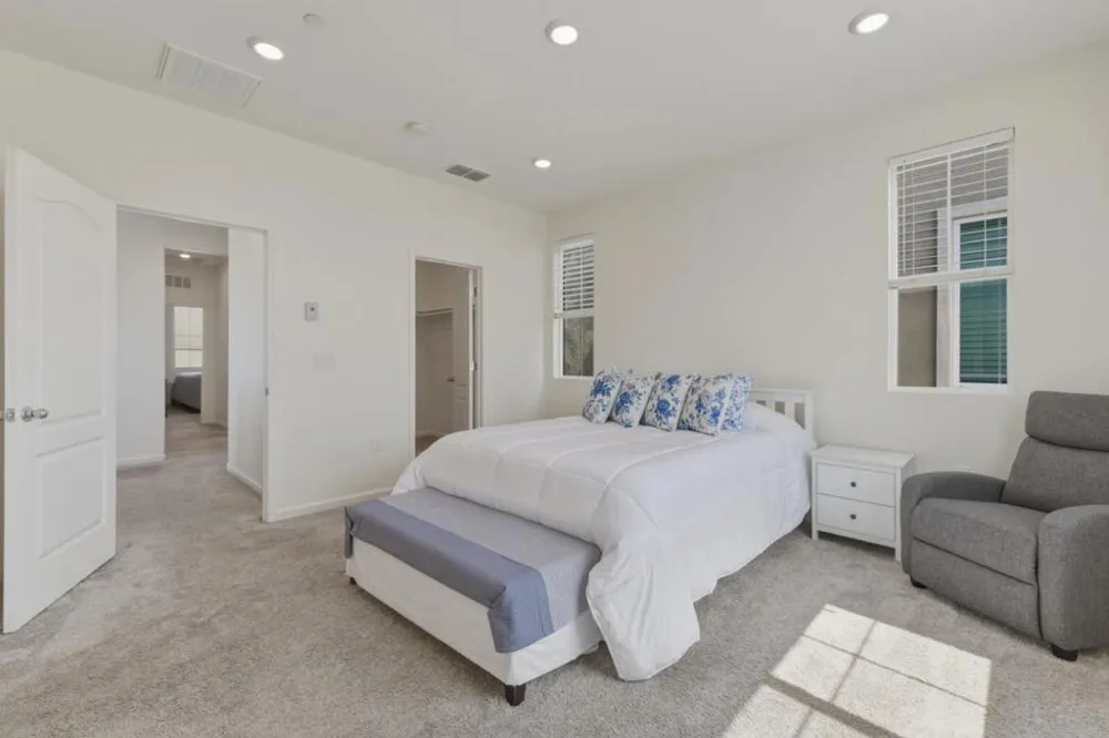 1180 Julia Circle Hollister, CA 95023