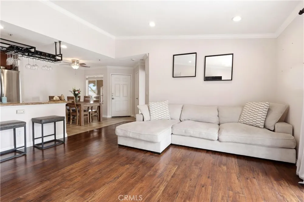 1980 Las Colinas Circle #308 Corona, CA 92879