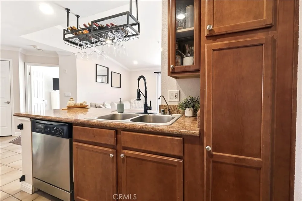 1980 Las Colinas Circle #308 Corona, CA 92879