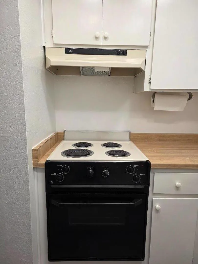 2201 Monroe Street #301 Santa Clara, CA 95050
