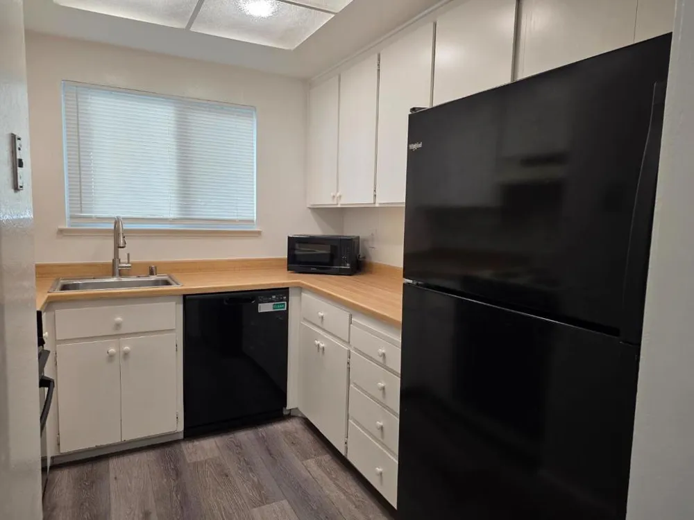 2201 Monroe Street #301 Santa Clara, CA 95050