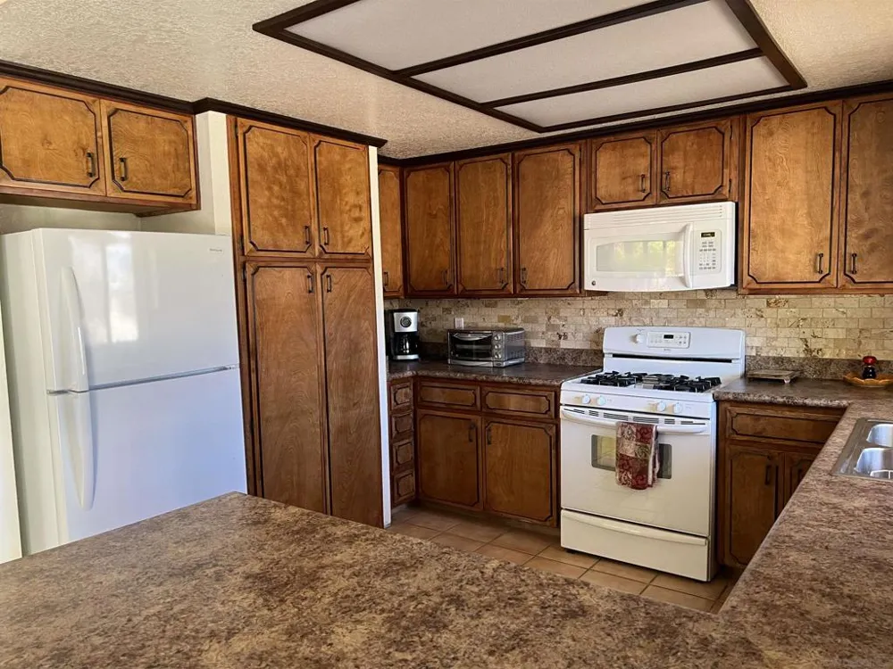 2960 Frying Pan Rd Borrego Springs, CA 92004