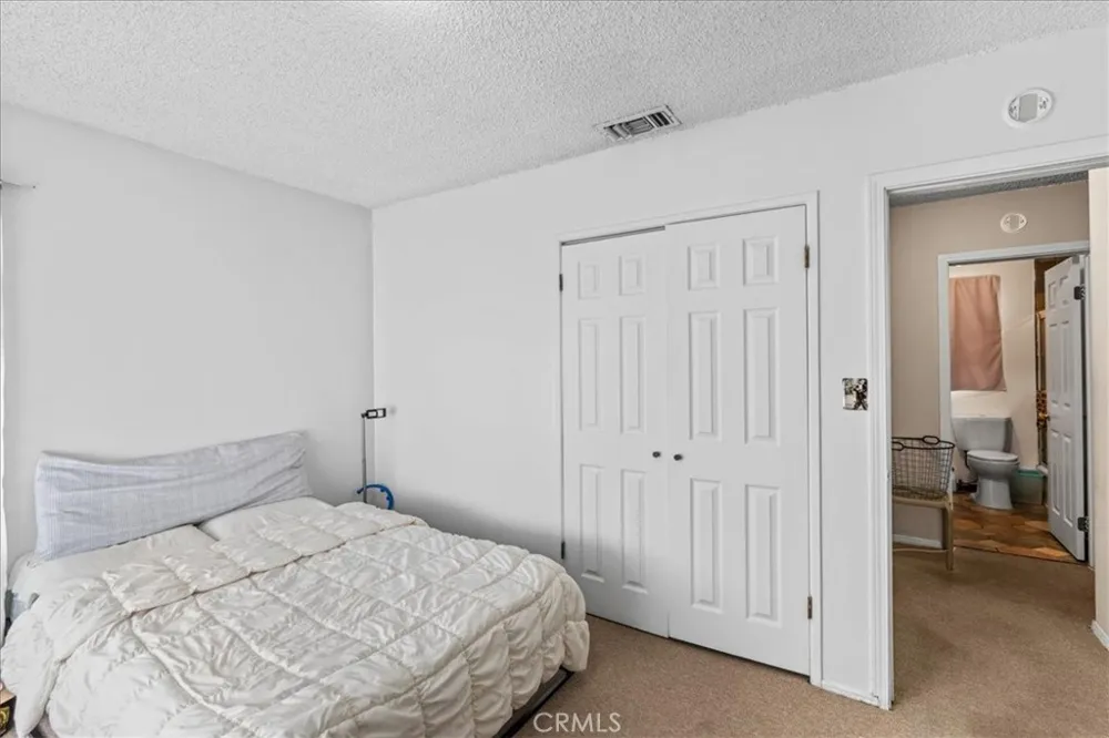 9370 Dorrington Arleta, CA 91331