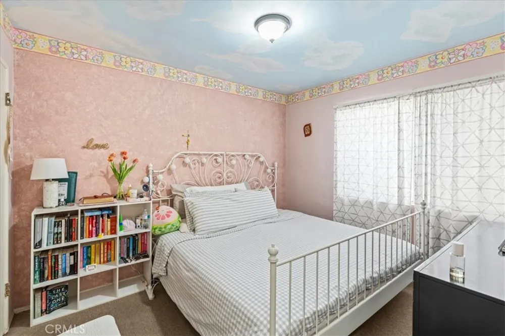 9370 Dorrington Arleta, CA 91331