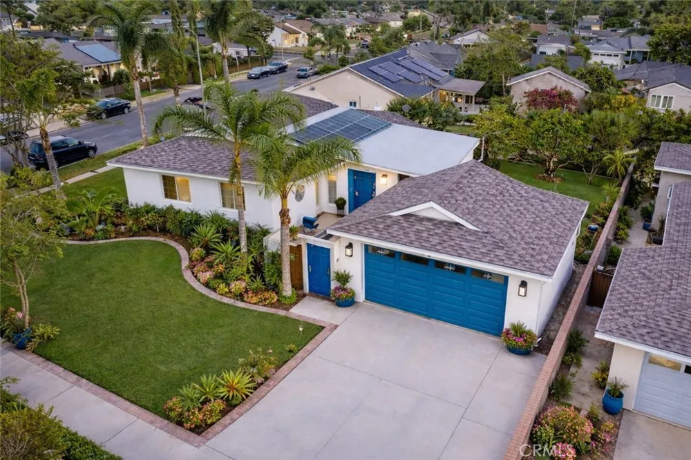 9370 Dorrington Arleta, CA 91331