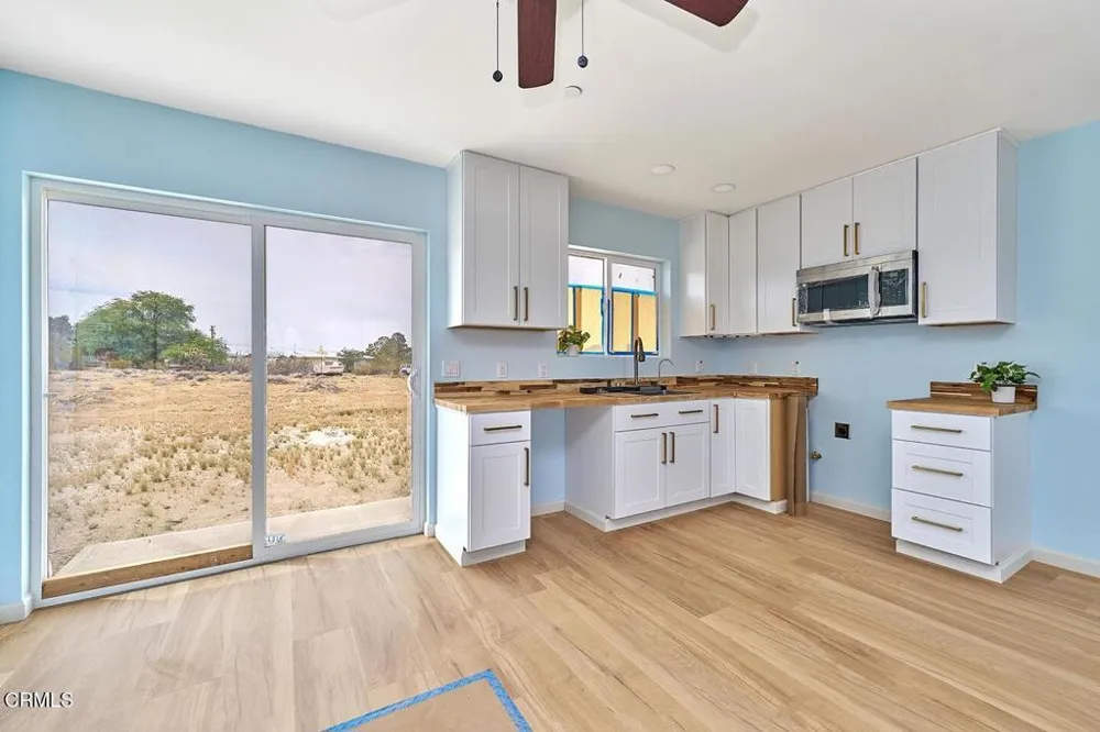9210 Cherokee Trail Lucerne Valley, CA 92356